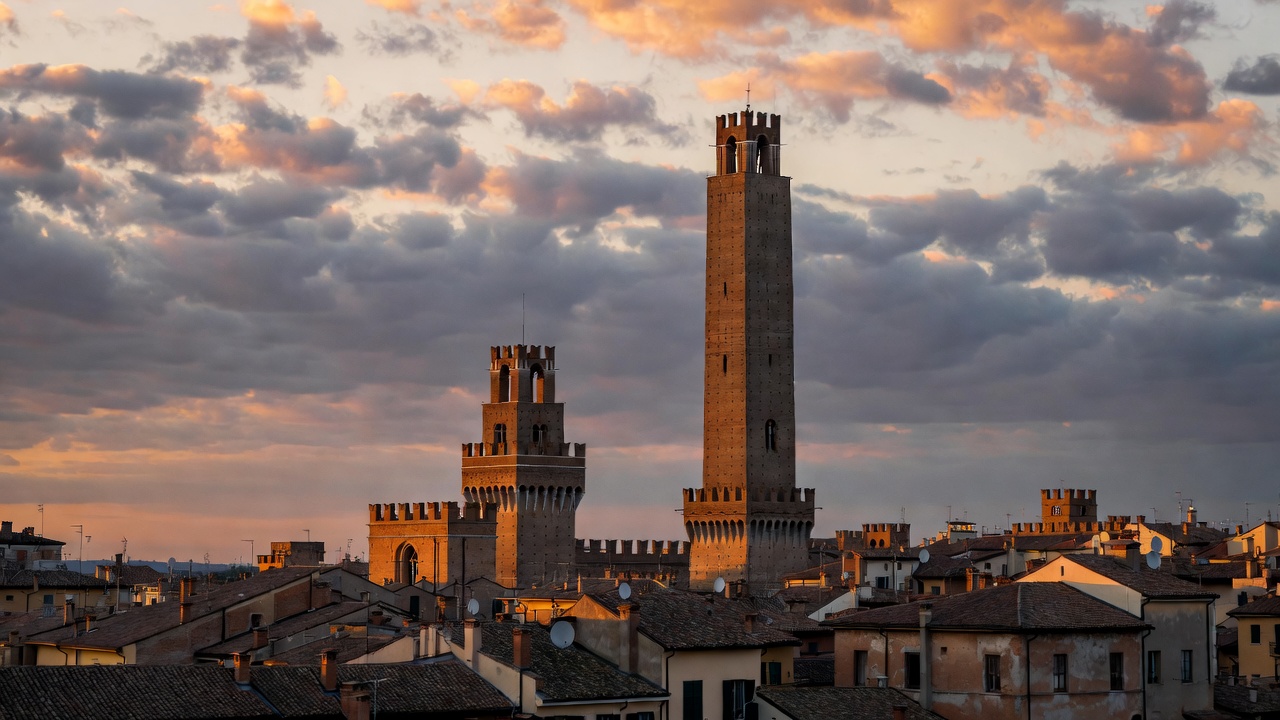 дешёвые билеты Болонья Италия